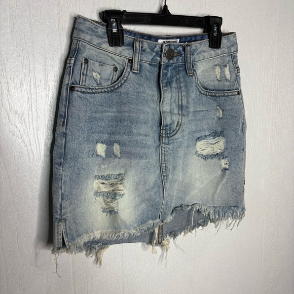 One Teaspoon 2020 Mini Skirt Blue Hart Distressed size 26 - Picture 3 of 11